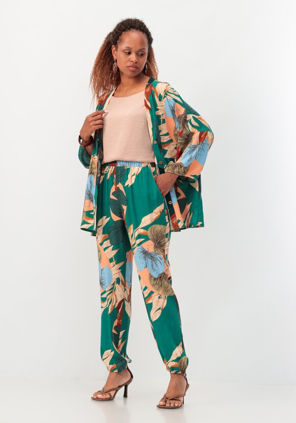 Брюки бананы с цветочным принтом шир.  580, рис. 25