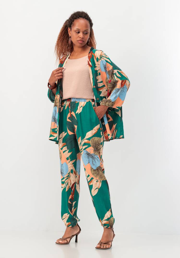 Брюки бананы с цветочным принтом шир.  750, рис. 25