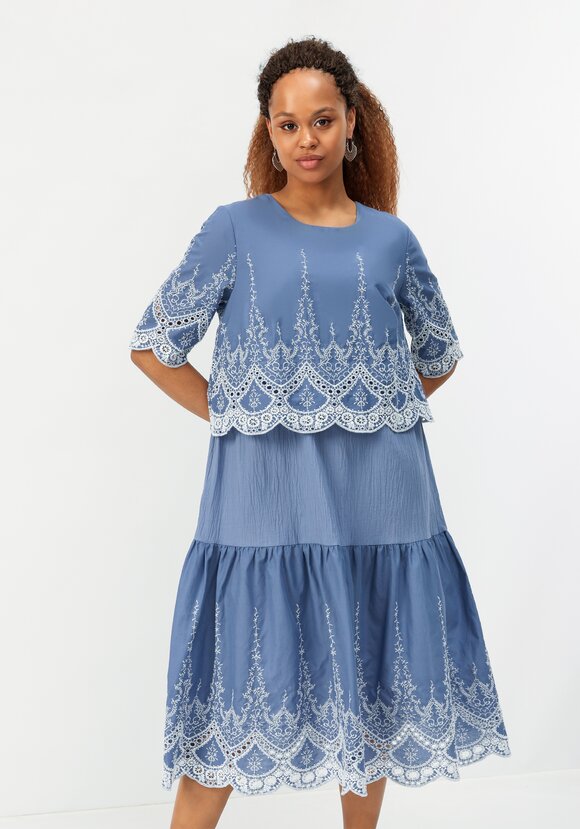 Платье свободного кроя с вышивкой шир.  580, рис. 24