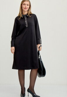 Платье с анималистичными вставками