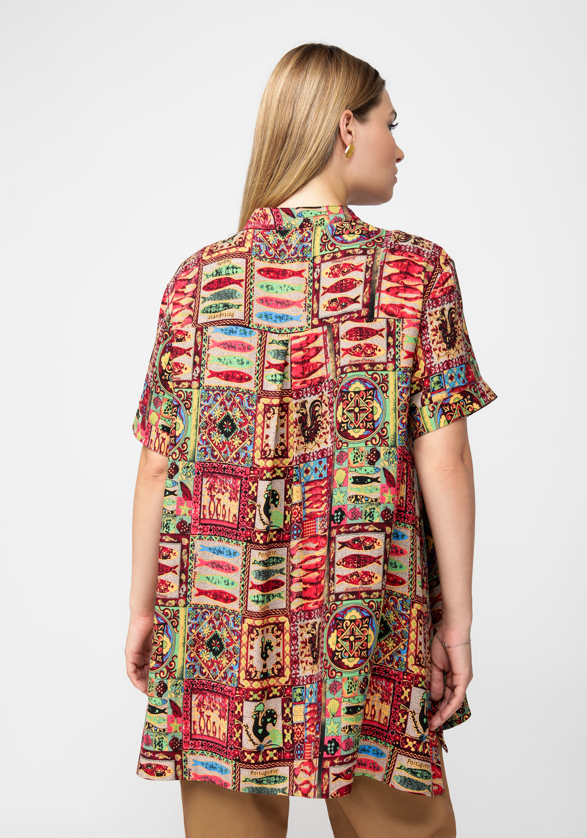 Блуза из ткани с оригинальным принтом Frida, цвет красный, размер 46-48 - фото 9