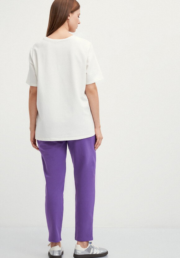 Костюм с флористическим принтом на футболке шир.  580, рис. 20