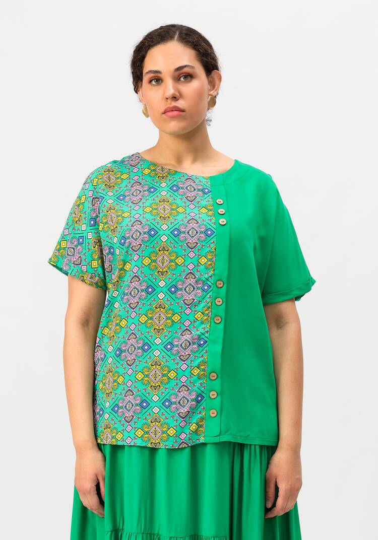 Блуза с асимметричной вставкой шир.  750, рис. 4