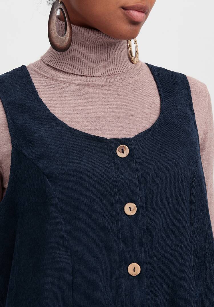 Сарафан из вельвета на пуговицах шир.  750, рис. 21