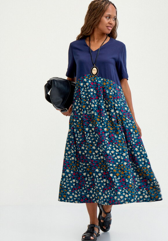 Платье  из комбинированной ткани с принтом шир.  580, рис. 15