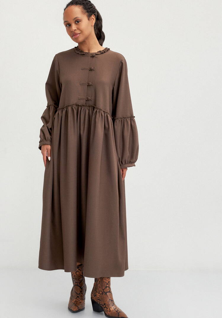 Платье с обьемными рукавами шир.  750, рис. 12