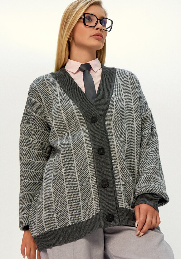 Кардиган монохромный с вертикальной полосой шир.  580, рис. 1