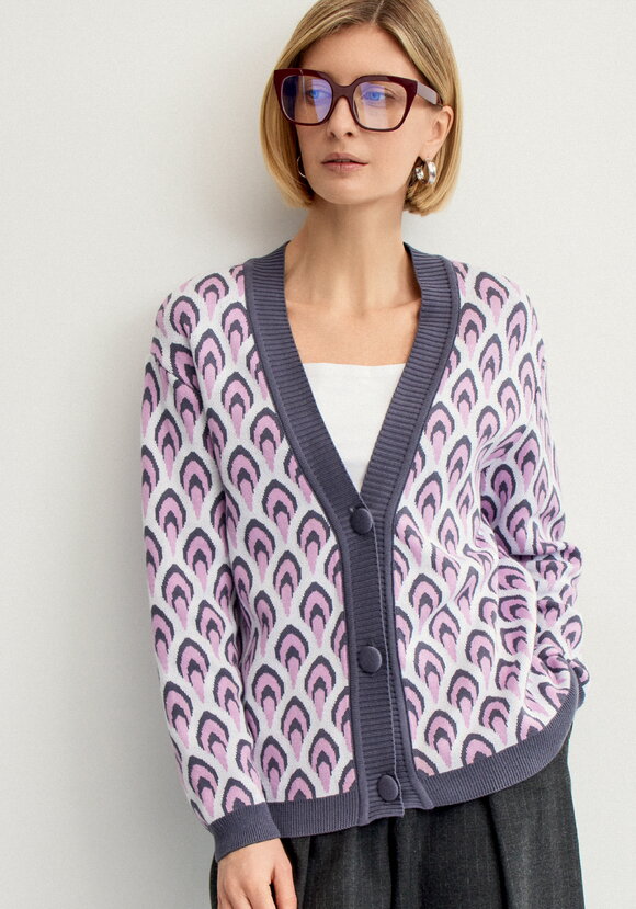 Кардиган с рисунком по стану и рукавам шир.  580, рис. 6