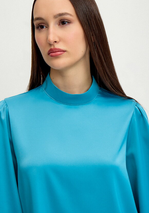 Блуза шелковая с пуговицами на вороте шир.  580, рис. 18