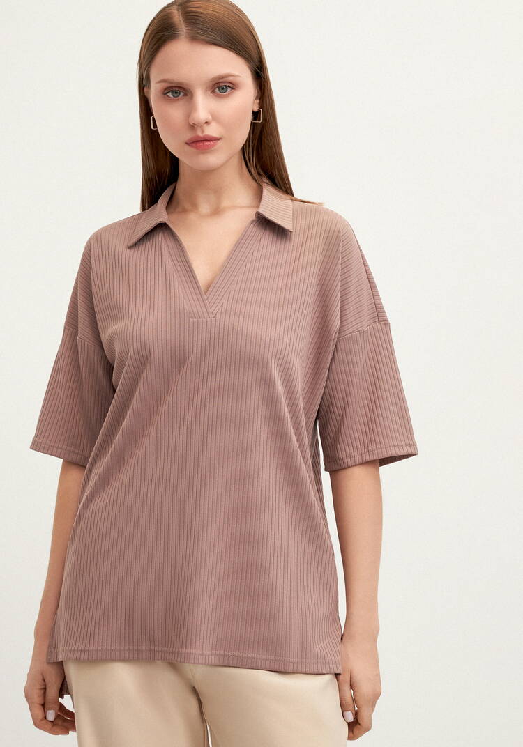 Поло с отложным воротником в рубчик шир.  750, рис. 36