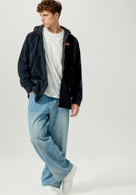 Толстовка с капюшоном и карманами на молнии шир.  580, рис. 10