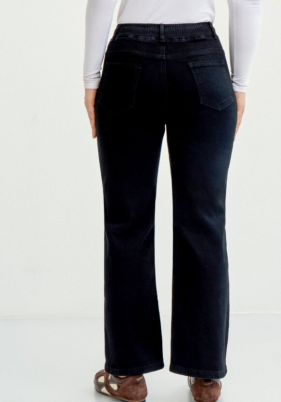 Джинсы утеплённые, широкие шир.  580, рис. 3