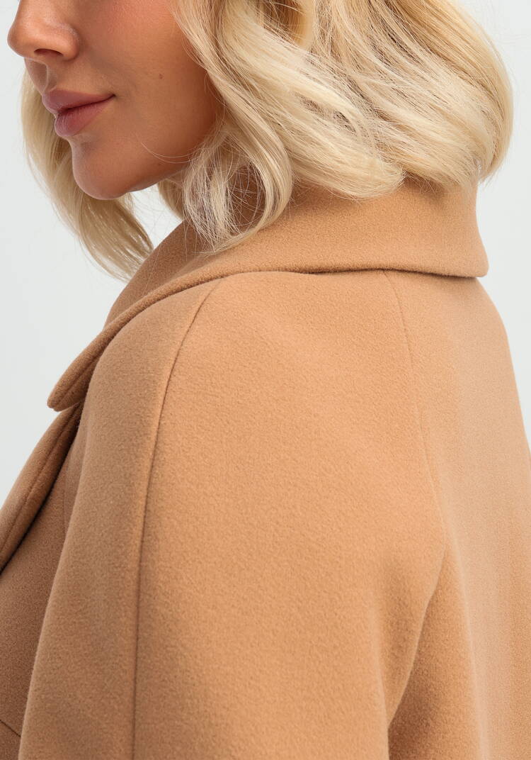 Пальто на подкладе однобортное шир.  750, рис. 19