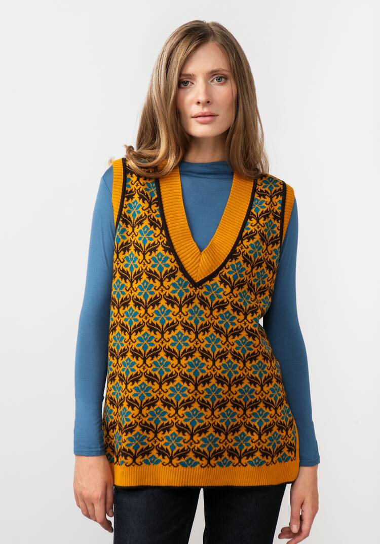 Жилет женский с цветочным рисунком шир.  750, рис. 30