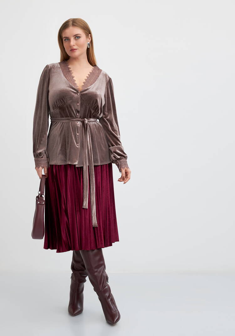 Блуза бархатная со вставками из кружева шир.  750, рис. 8