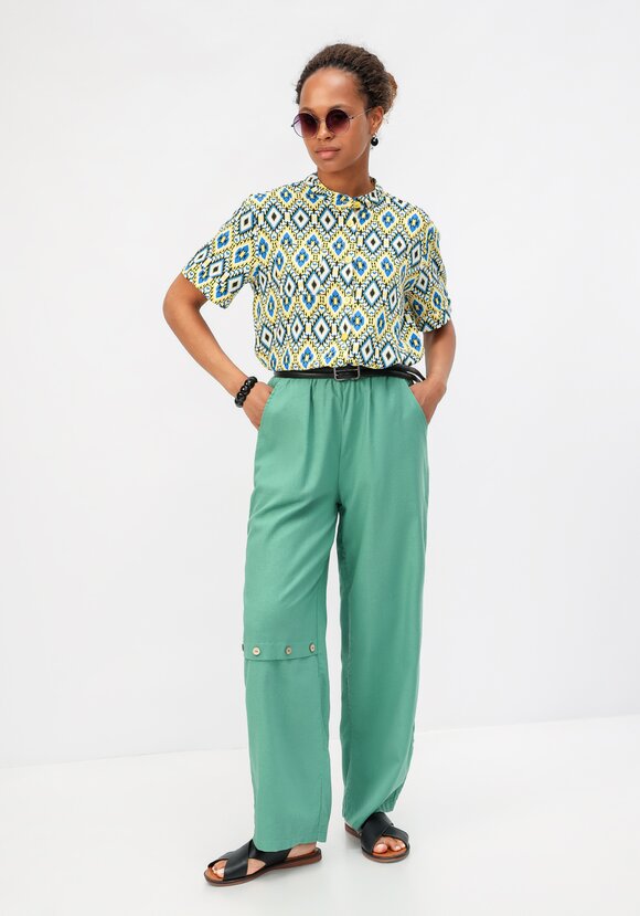 Брюки с декоративной планкой шир.  580, рис. 22