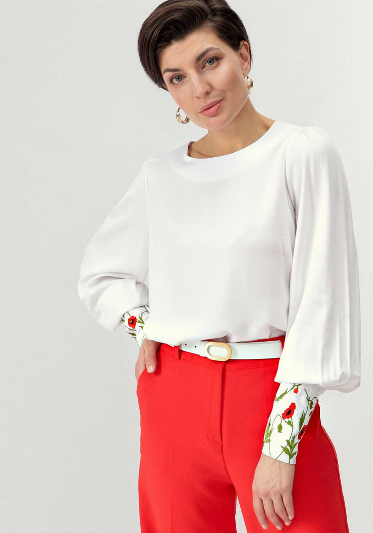 Блуза с цветочной вышивкой на манжетах шир.  750, рис. 13