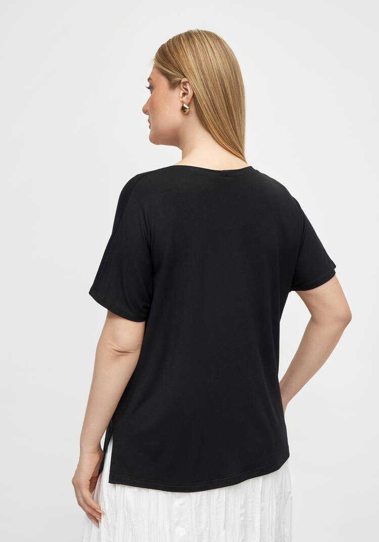 Футболка полуприлегающего силуэта шир.  750, рис. 8