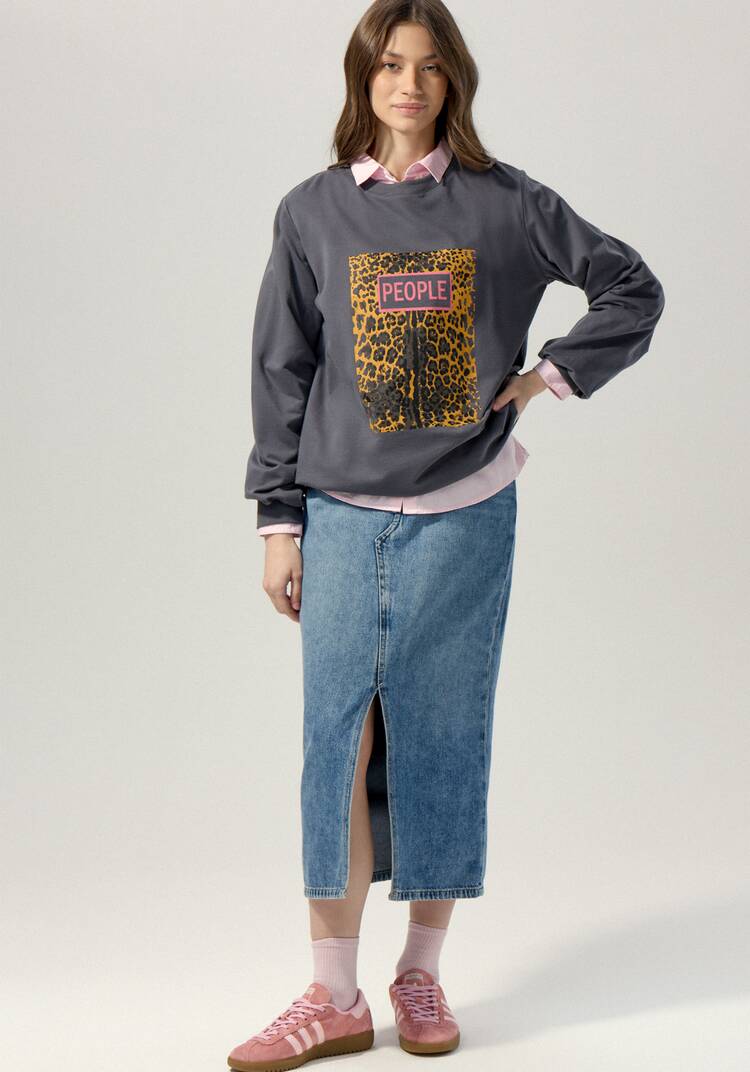 Свитшот с анималистичным принтом на груди шир.  750, рис. 8