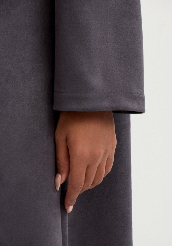 Платье из замши свободного кроя шир.  580, рис. 14