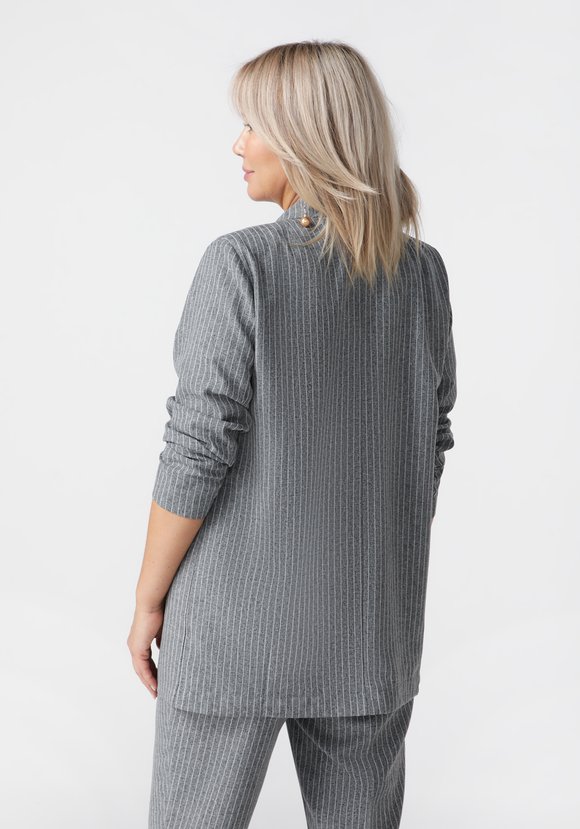 Жакет двубортный с карманами шир.  580, рис. 3