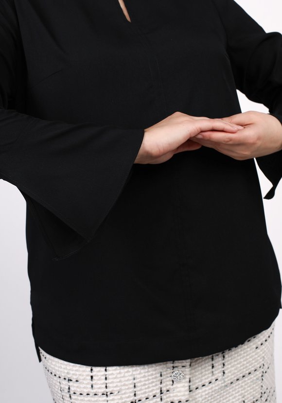 Блуза прямого силуэта с гипюровыми вставками шир.  580, рис. 7