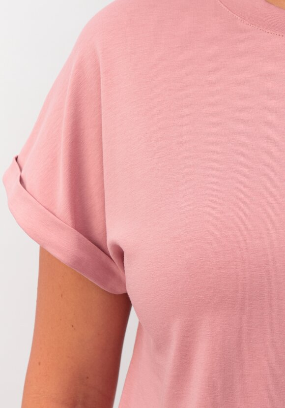 Блуза базовая с подворотами на рукавах шир.  580, рис. 13