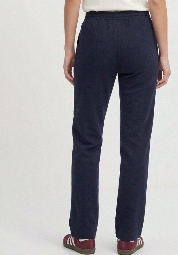 Брюки прямые cо стрелками шир.  580, рис. 3