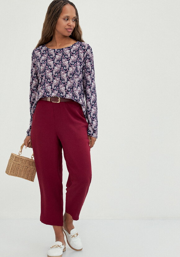 Лонгслив Эмилия шир.  580, рис. 39