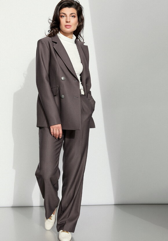 Брюки прямые из костюмной ткани шир.  580, рис. 1