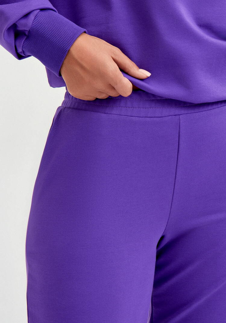 Костюм свитшот с принтом и брюки шир.  750, рис. 37