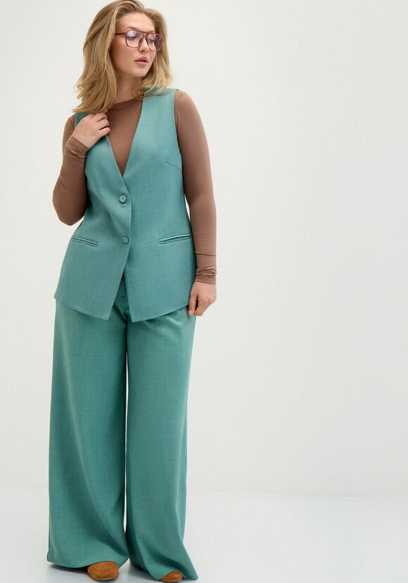 Жилет классический на подкладке шир.  580, рис. 20