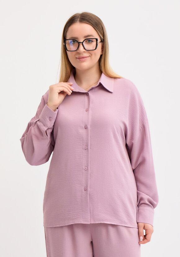 Рубашка свободного кроя с ассиметричным низом шир.  580, рис. 19