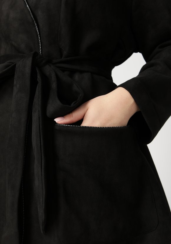 Жакет с карманами из эко-замши шир.  580, рис. 18