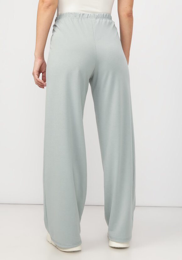 Брюки Удивительный выход шир.  580, рис. 11