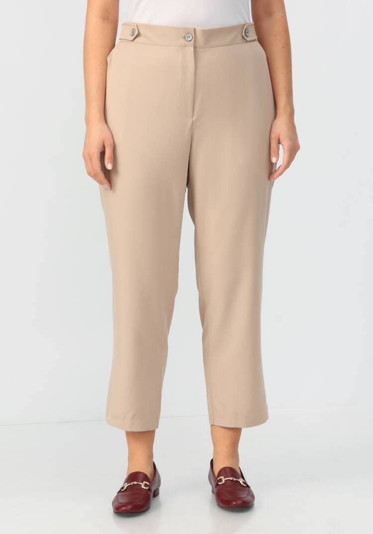 Брюки с декоративными хлястиками шир.  750, рис. 24