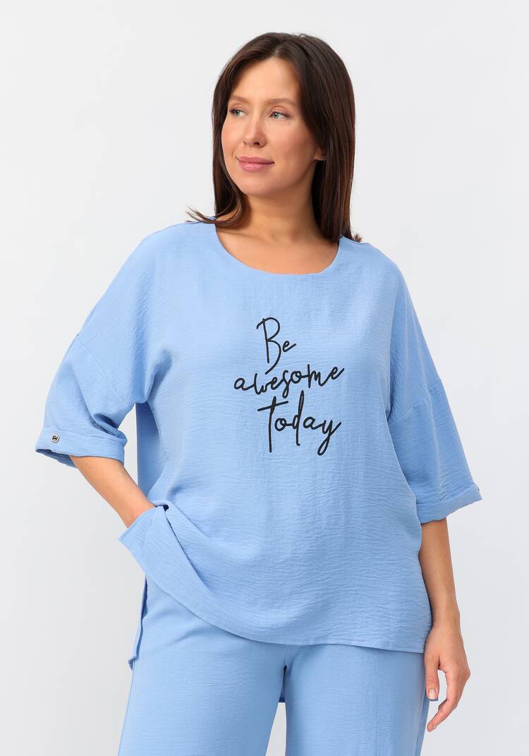 Костюм: брюки и блуза с лаконичным принтом шир.  750, рис. 3