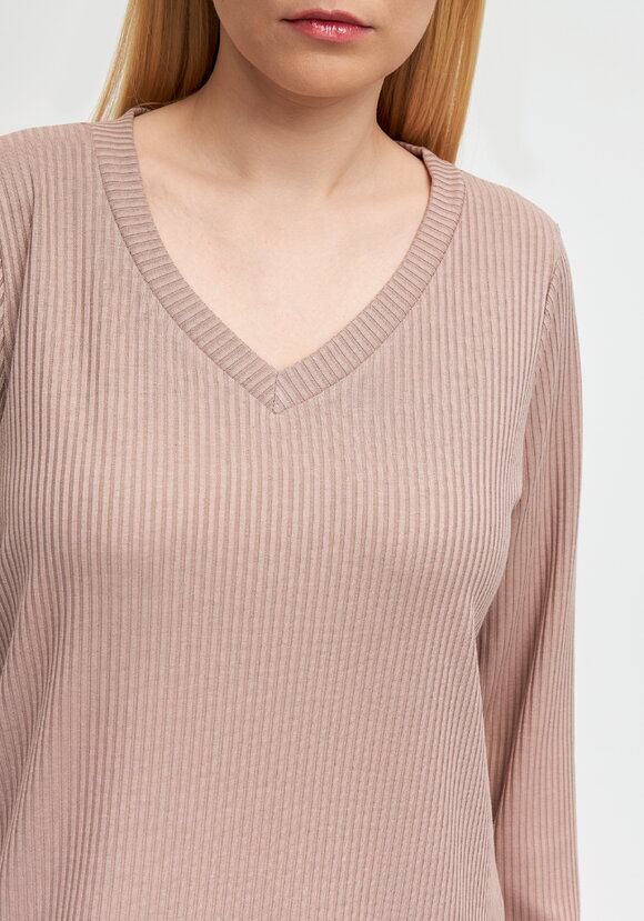 Платье с боковыми разрезами Илона шир.  580, рис. 5