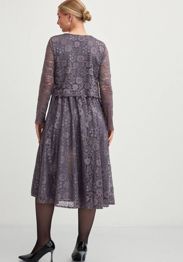 Платье из гипюра с отрезной кокеткой шир.  750, рис. 11