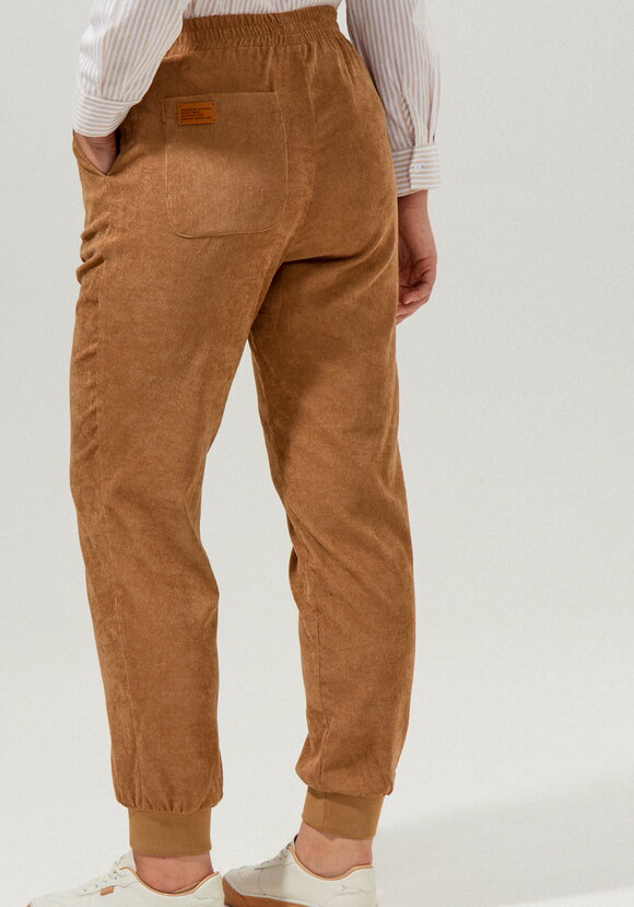 Брюки из микровельвета на резинке шир.  580, рис. 3