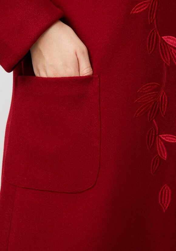 Пальто с вышивкой шир.  580, рис. 22