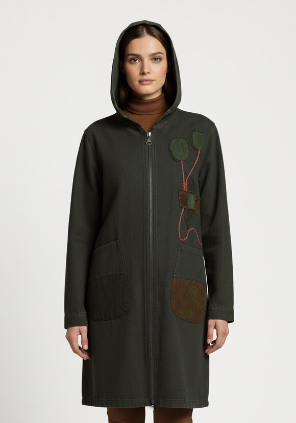 Куртка джинсовая с нашивками шир.  580, рис. 10