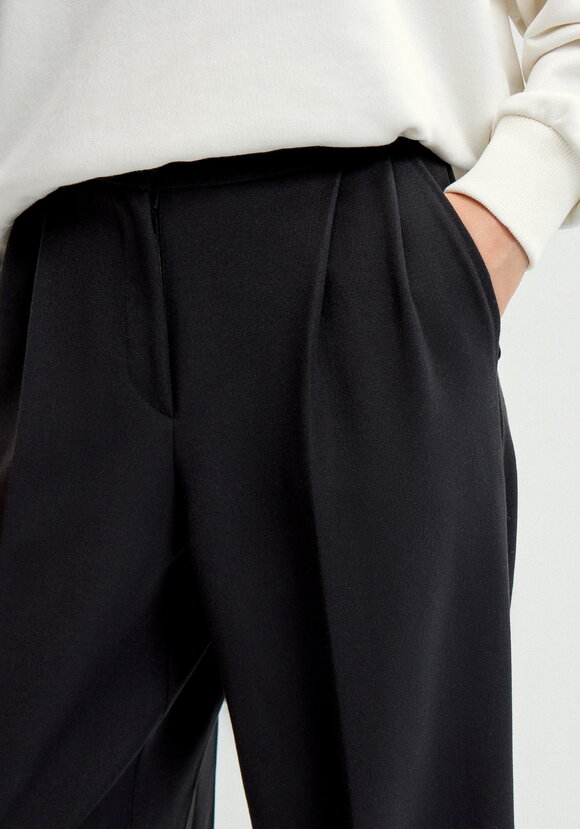 Брюки прямого кроя от бедра шир.  580, рис. 5