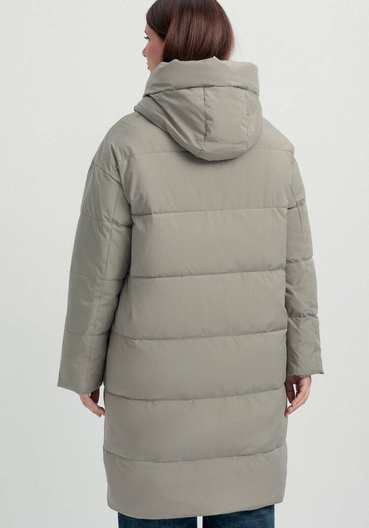 Пуховик стеганый с асимметричными карманами шир.  750, рис. 33