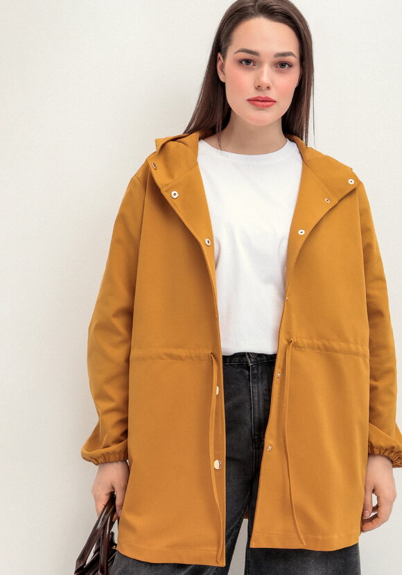 Ветровка с капюшоном и талии на кулиске шир.  580, рис. 14