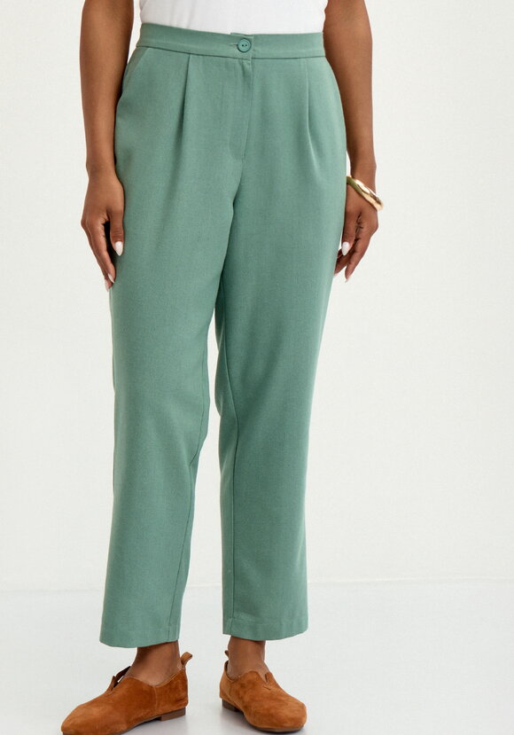 Брюки изо льна  прямые  с резинкой по поясу шир.  580, рис. 19