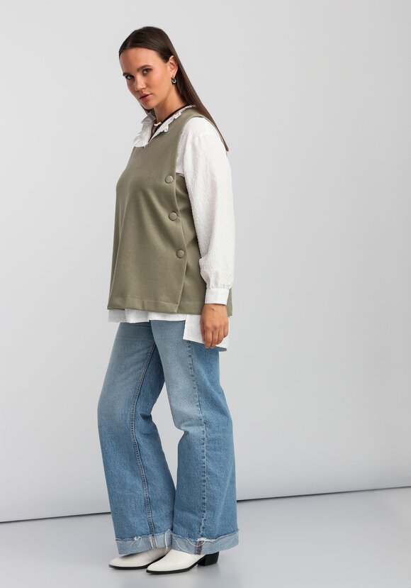 Жилет А-силуэта с дизайнерской застёжкой шир.  580, рис. 16