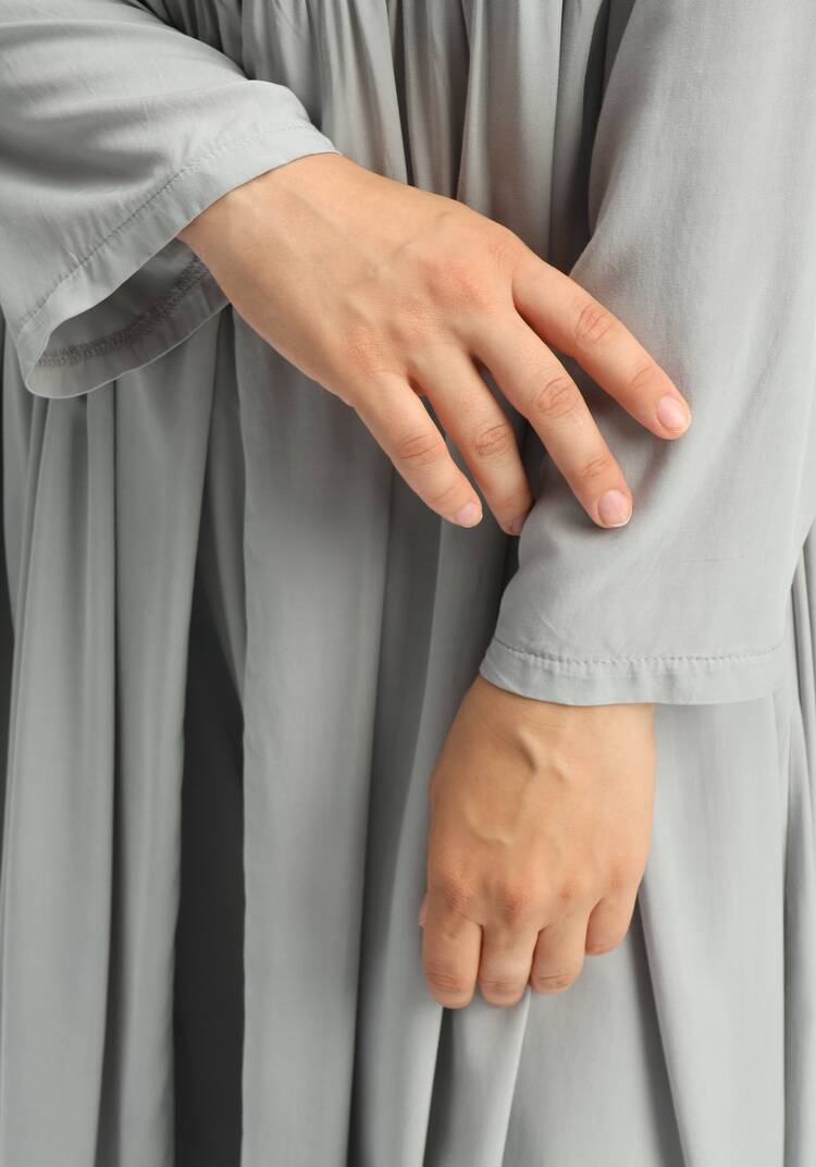 Рубашка удлиненная с вышивкой на кокетке шир.  750, рис. 27