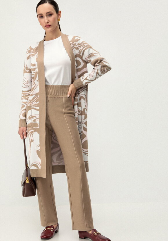 Брюки свободного кроя со стрелками шир.  580, рис. 19