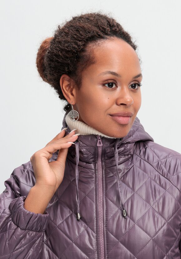 Куртка стёганая с капюшоном шир.  580, рис. 45